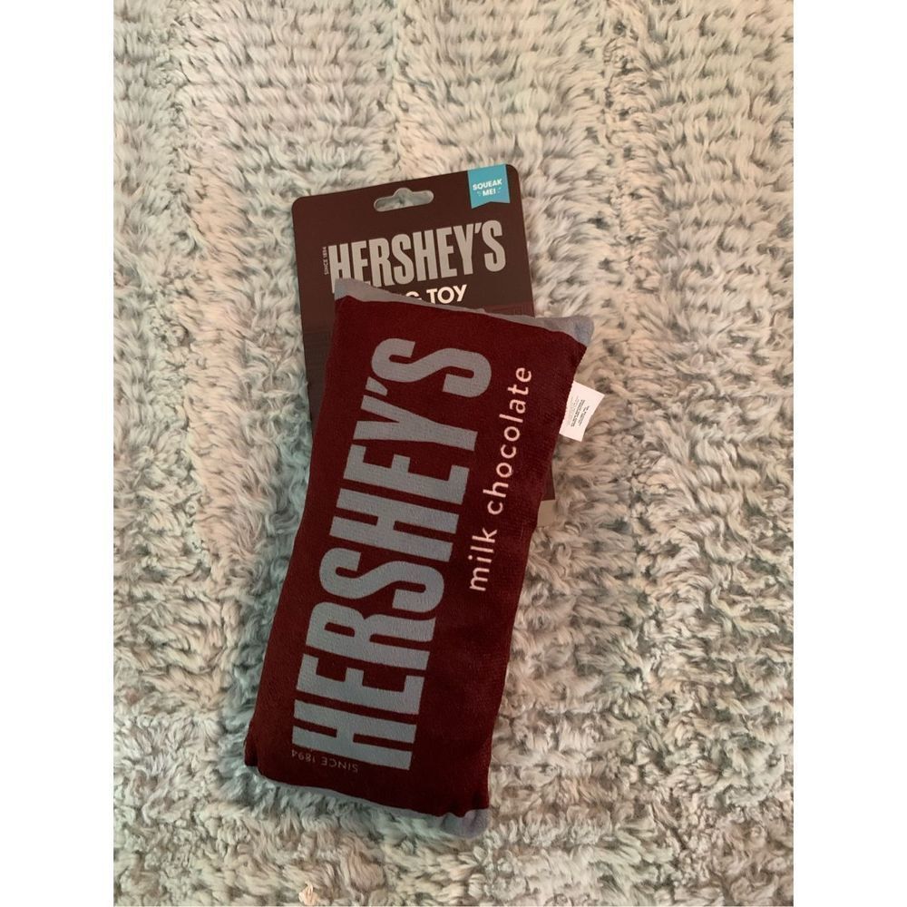 Limited Ed Hershey Chocolate Bar - Picture 2 of 3